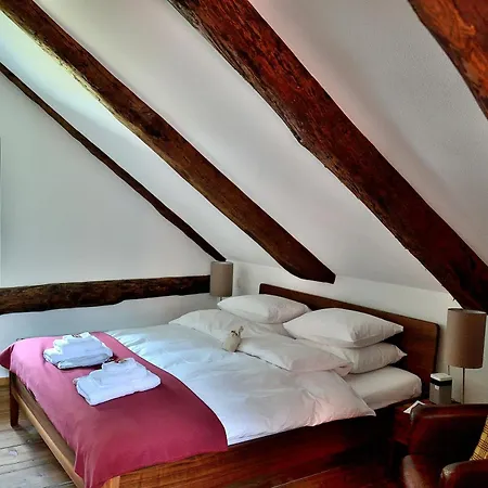 Hotel Unique